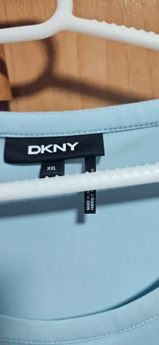 Camiseta manga abullonada DKNY azul manga larga