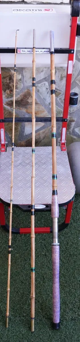 Caña de bambú y carrete Sagarra