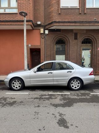 Mercedes-Benz Clase C 2002