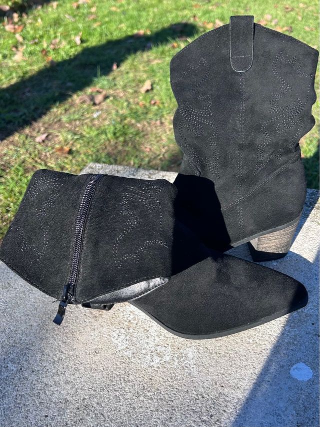 Botas de ante negras