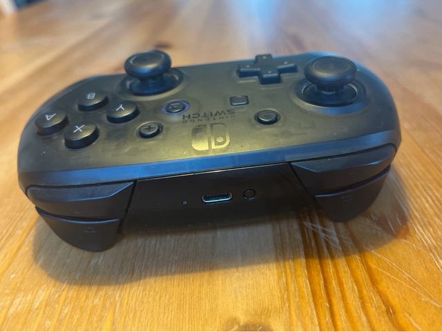 Mando Pro Nintendo Switch Negro