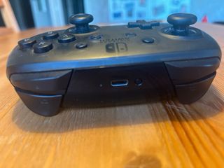 Mando Pro Nintendo Switch Negro