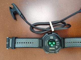 Reloj Garmin Forerunner 235 Negro