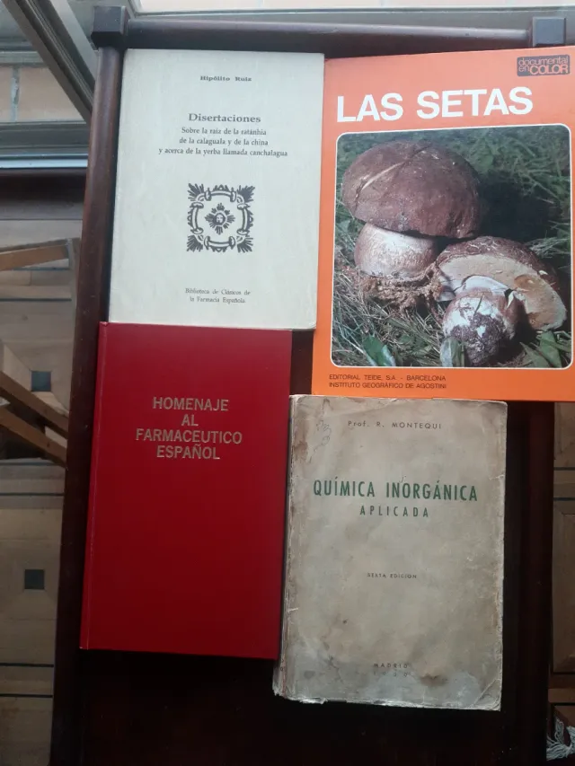 Ratánhia. Setas.Farmacéutico.Química Inorgánica.