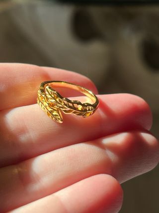 Anillo ajustable hoja oro