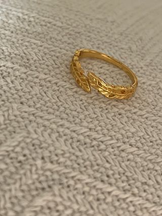 Anillo ajustable hoja oro