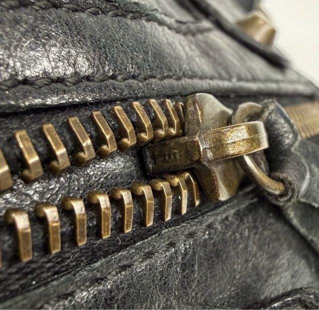 Bolso Balenciaga Classic First Negro