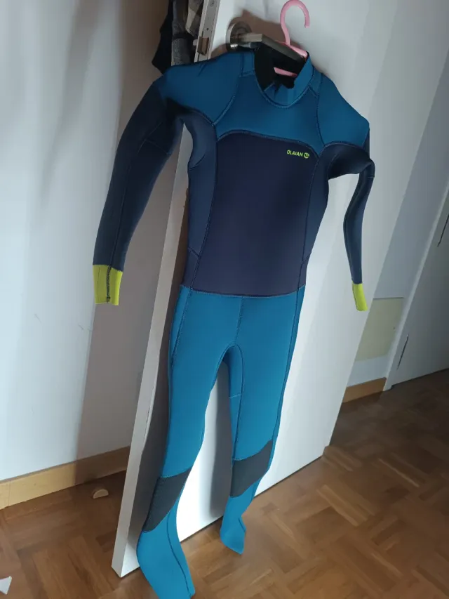 Traje de surf  de niños 7-8años neopreno azul y ne