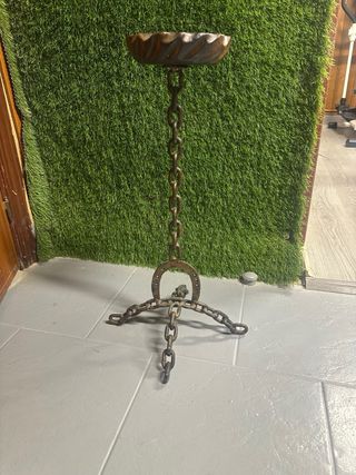 Pie de forja Singer + Radio sin usar