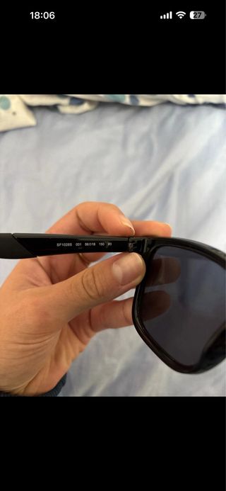 Gafas de sol Salvatore Ferragamo negras