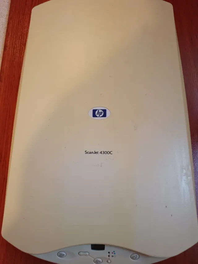 Escáner Vintage Beige/Blanco