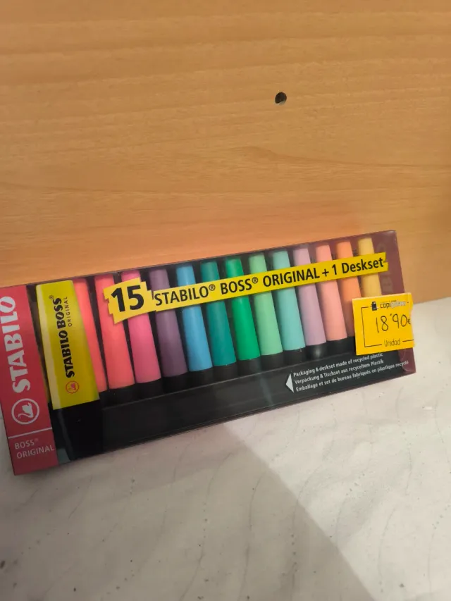 15 Rotuladores Stabilo Boss Original + Deskset