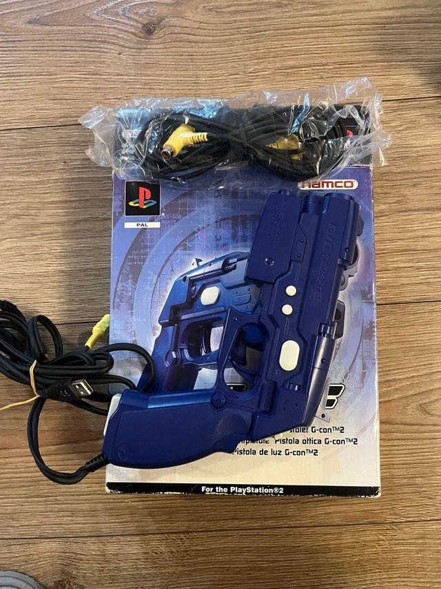 Pistola Namco G-Con2 para PlayStation 2