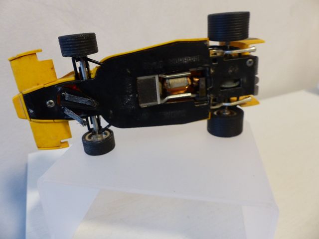 BRABHAM BT 46 EXIN - AMARILLO ( SCALEXTRIC )