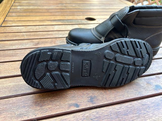 Botas de seguridad Trueno. Talla 46