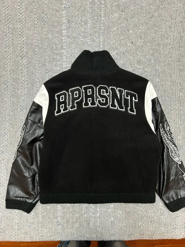 Giubbotto Bomber Represent Nero e Bianco Taglia-L