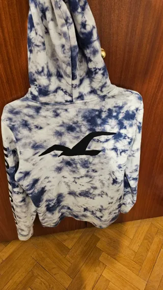 2 Sudaderas Hollister y 1 Tommy Hilfiger Talla S