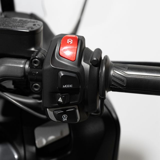 YAMAHA TMAX 560 TECH MAX