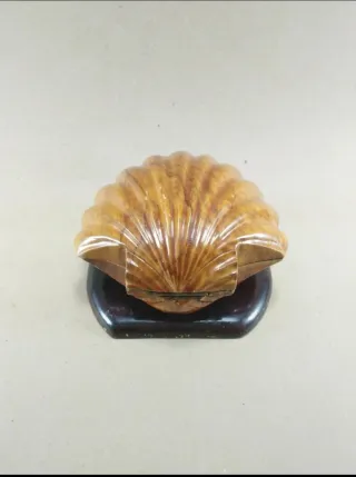 Joyero madera tallada con base