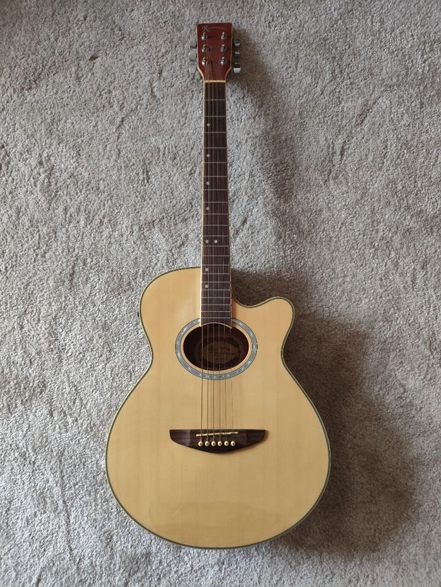 Guitarra Acústica Rochester nueva.