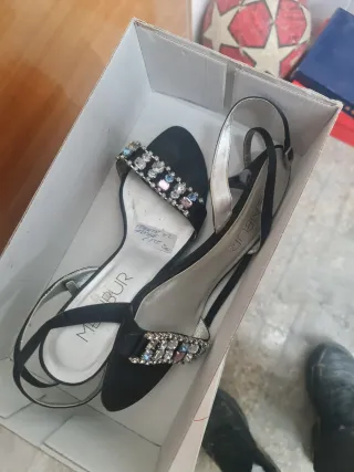 Sandalias Menbur Negras con Pedrería