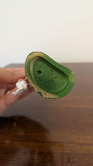 Statuina presepe: contadino con gallina