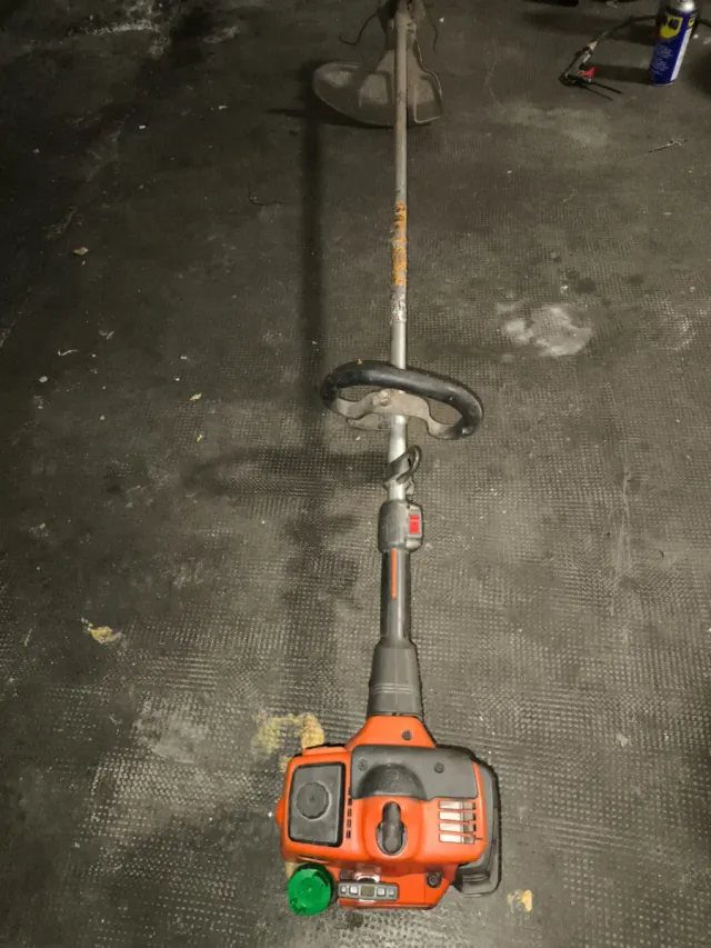 Desbrozadora Husqvarna 325L Profesional