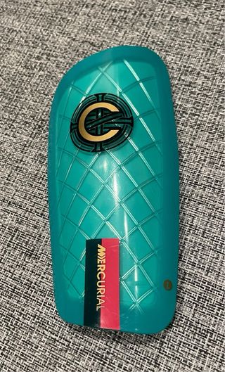 Espinilleras Fútbol Nike Mercurial