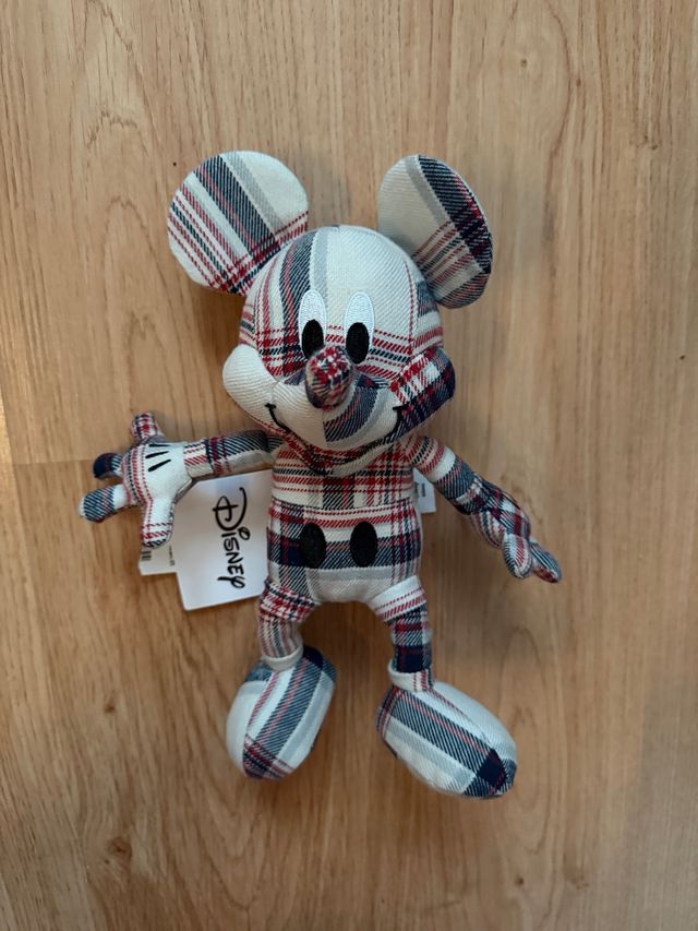 Peluche Mickey Mouse a cuadros Uniqlo