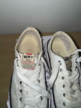 Mihara Yasuhiro sneakers bianche