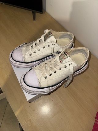 Mihara Yasuhiro sneakers bianche