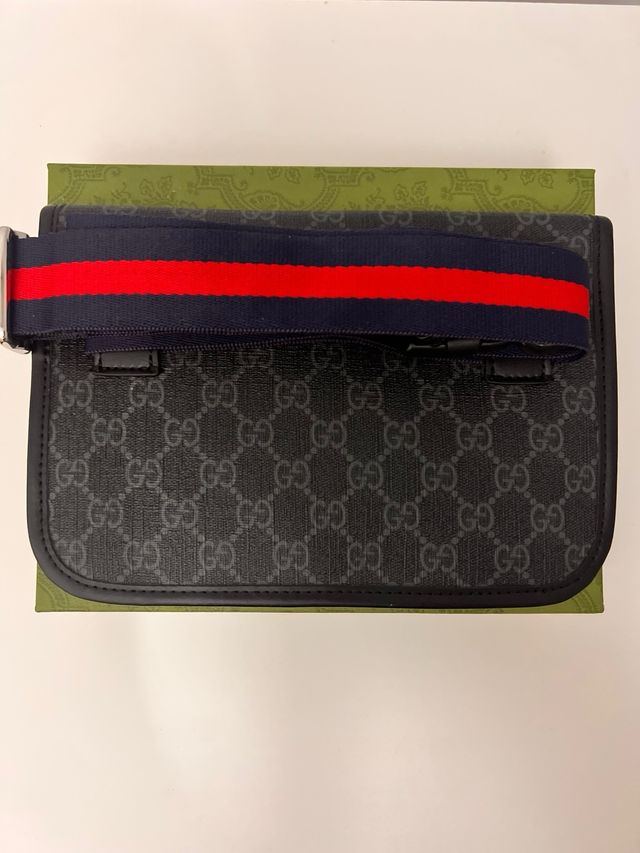 Riñonera Gucci Negra y Verde