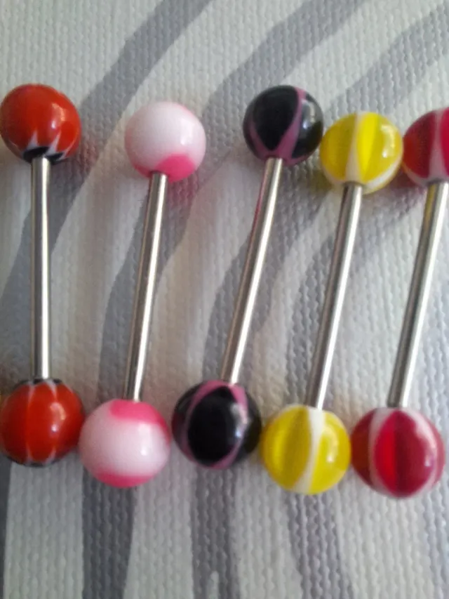 6 piercings para lengua o pezón