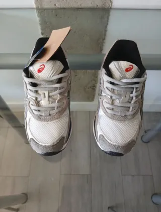 Zapatillas Asics NYC Talla 37