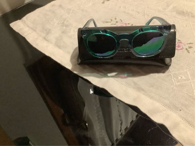 Occhiali da sole Diesel  verdi grigi