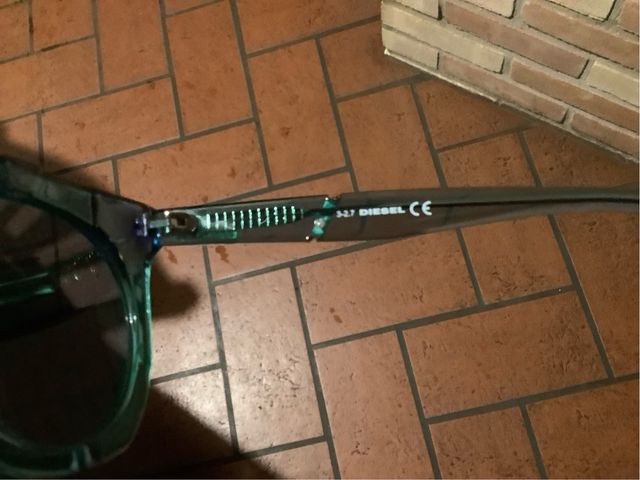 Occhiali da sole Diesel  verdi grigi