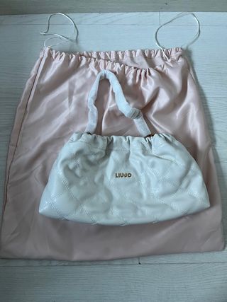 Bolso Liu Jo color crema
