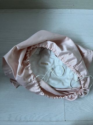 Bolso Liu Jo color crema