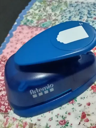 Troqueladora Artemío etiqueta de 2"