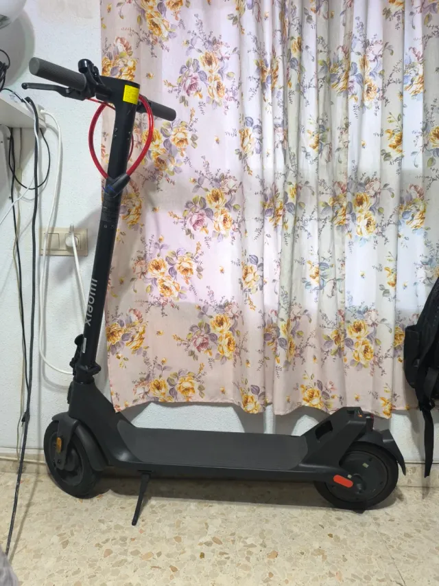 Patinete eléctrico Xiaomi casi nuevo