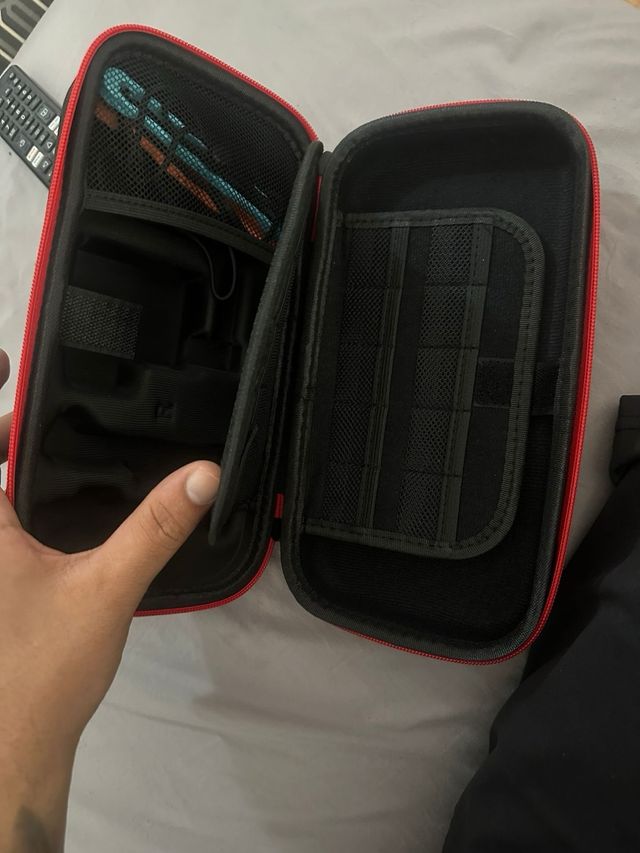 Nintendo Switch 2 + Mario kart + accesorios