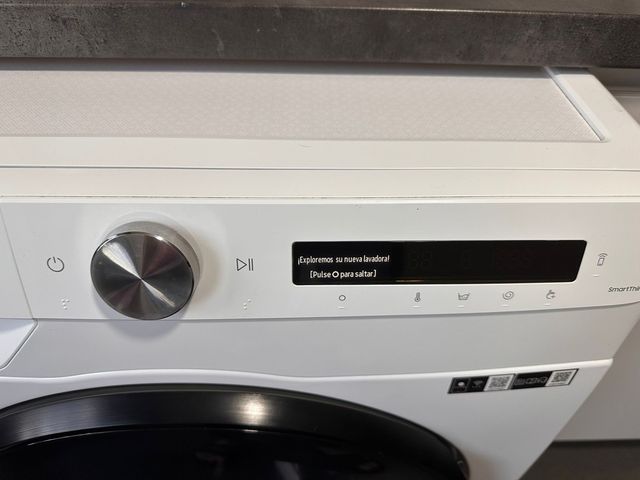 se llena de agua y no para por eso  ese precio