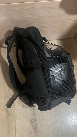 Mochila para moto (casco) impermeable. 36L