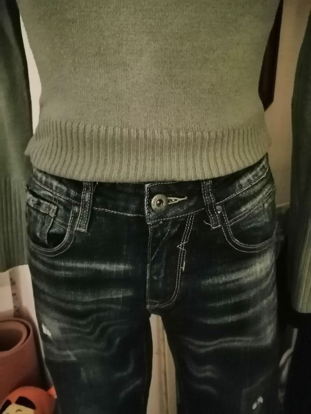 jeans con maglioncino