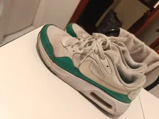 Nike Air Max Verde y Blanco