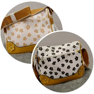 Set 2 borse bianche a fiori con tracolla nuove