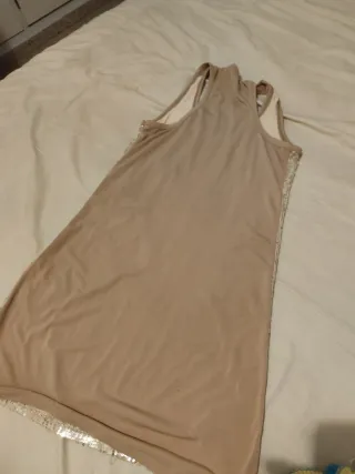 Vestido corto lentejuelas oro