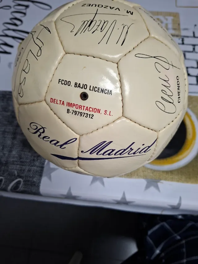 Balón Real Madrid Firmado