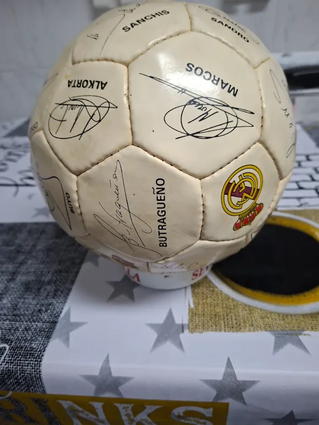 Balón Real Madrid Firmado