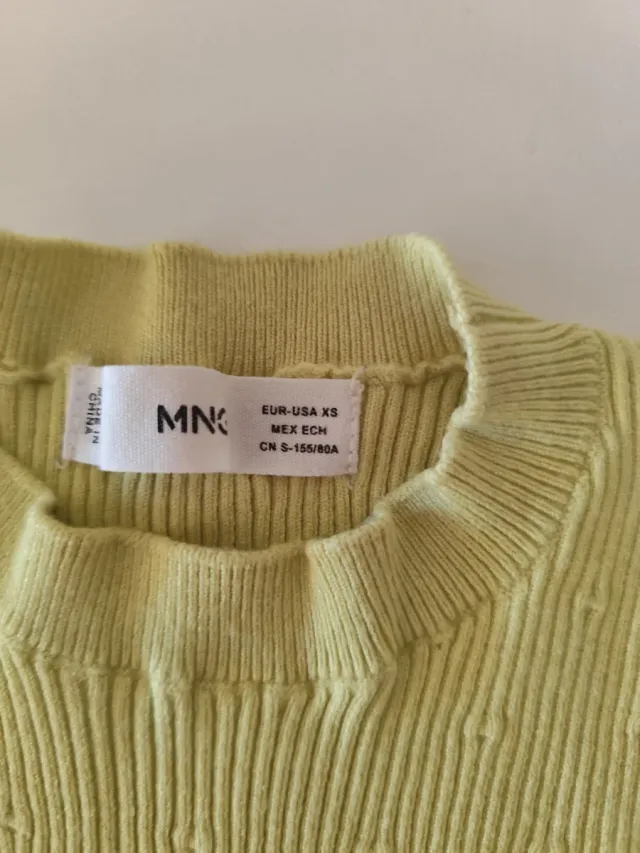 Camiseta Mango verde lima talla XS